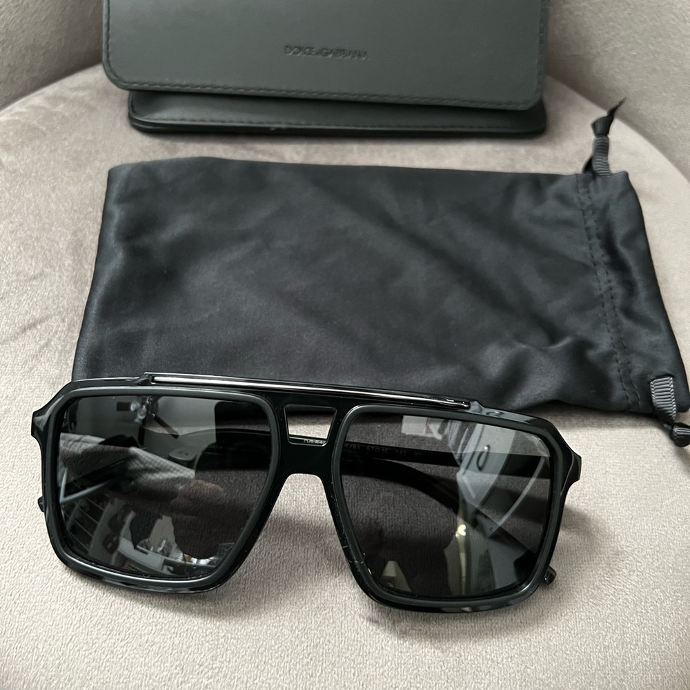 Mens Dolce & Gabbana Sunglasses (black)